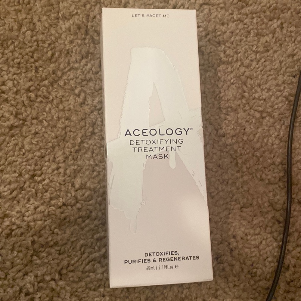 Aceology Detoxifying Treatment Mask